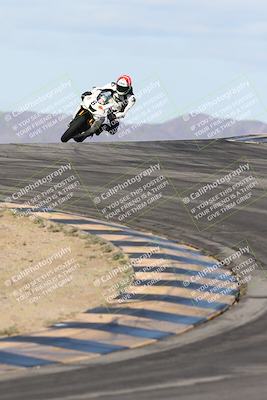 media/Nov-16-2025-Race Pace (Sun) [[8c5fa54630]]/Verified Riders/1-Turns 9 and 10 (925am)/